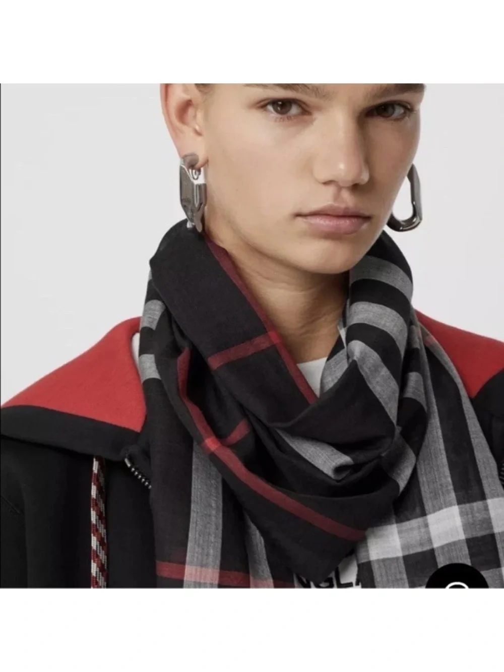 Burberry nwt giant